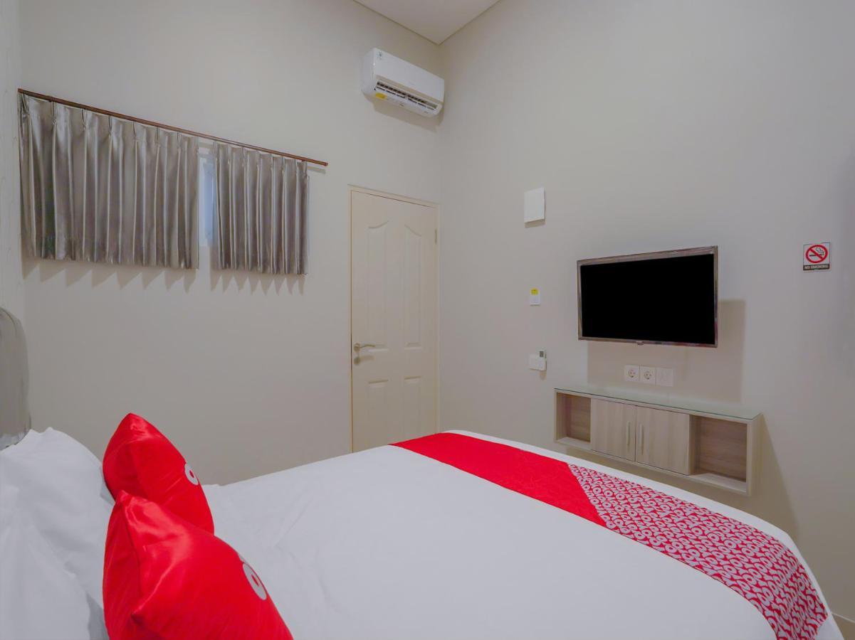 Super Oyo Capital O 90336 Olive Guest House Σουραμπάγια Εξωτερικό φωτογραφία