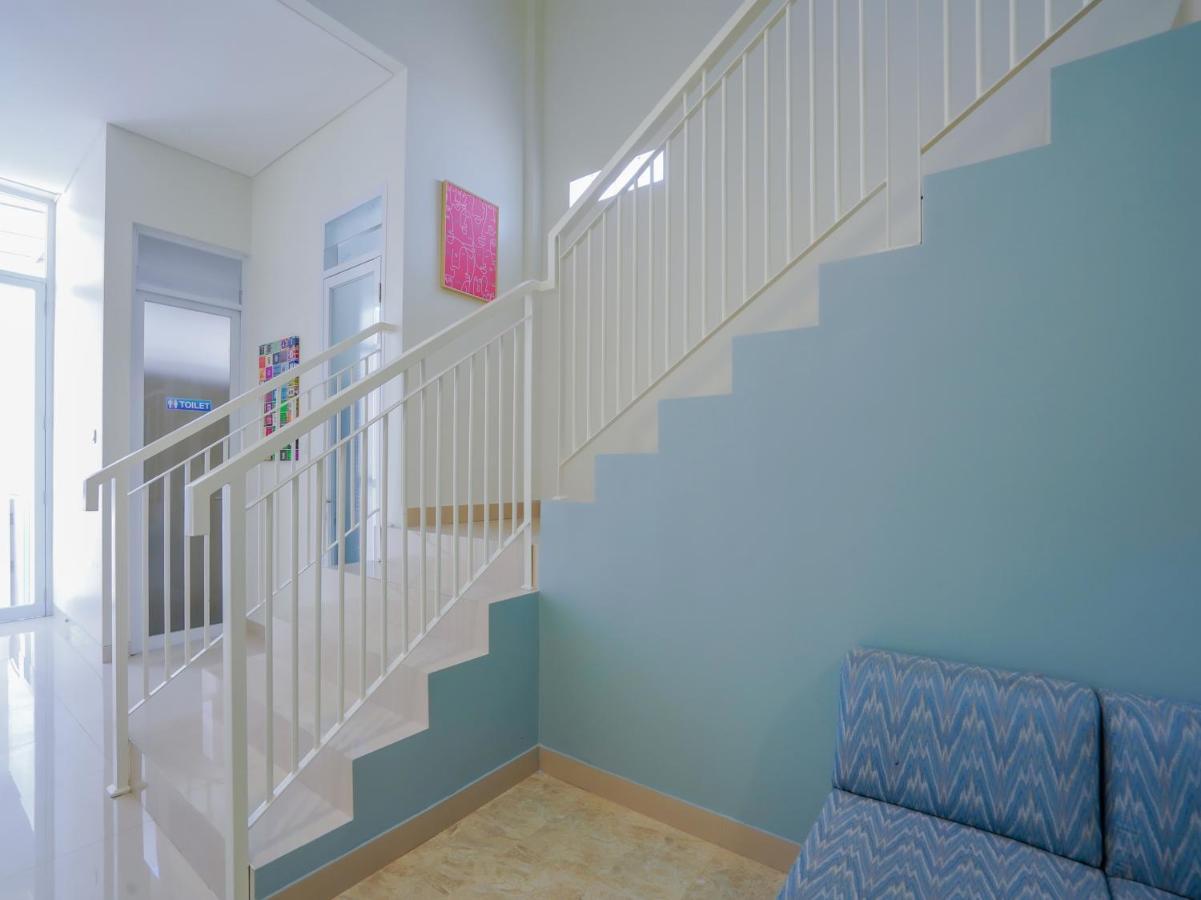 Super Oyo Capital O 90336 Olive Guest House Σουραμπάγια Εξωτερικό φωτογραφία